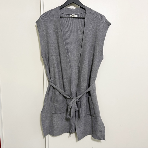 entro Sweaters - Entro Gray Sweater Vest L